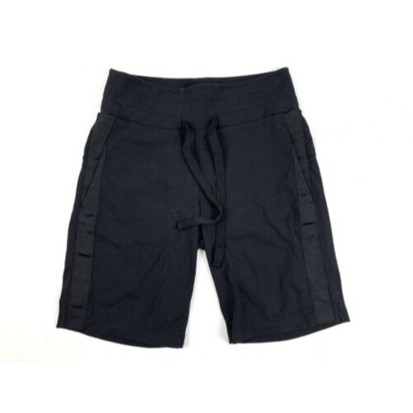 ATHLETA Shorts Women’s XXS Black Bermuda Zipper Pockets Stretch Drawstring - Picture 1 of 10